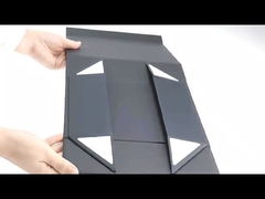 specjalnie złożone pudełko prezentów