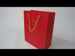 opakowania na zamówienie z papierowych toreb z logo producenta