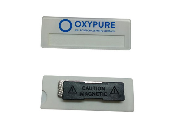 kupować Personalizowane znaczniki nazwy posiadacz Magnetyczne tabliczki nazwy personelu Imię odznaki z logo online manufacture